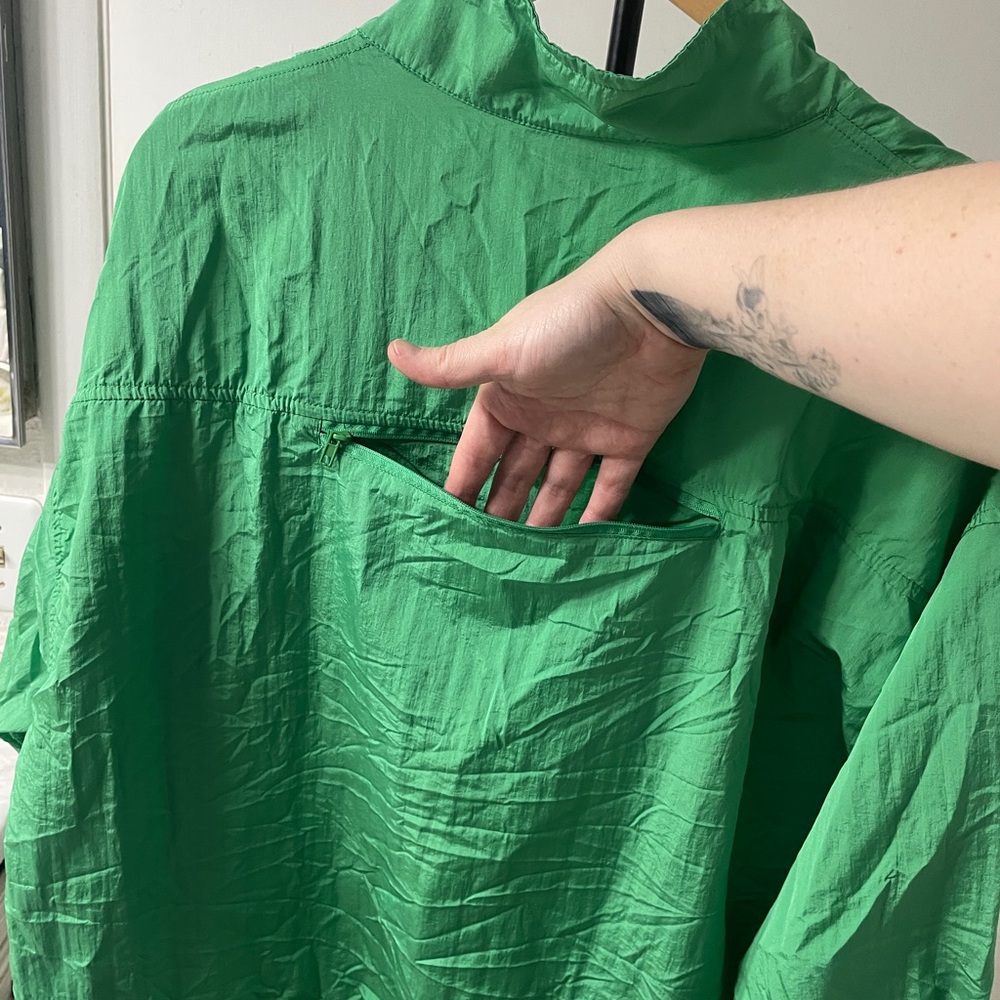 Diane Von Furstenberg green windbreaker pullover - Picture 4 of 13